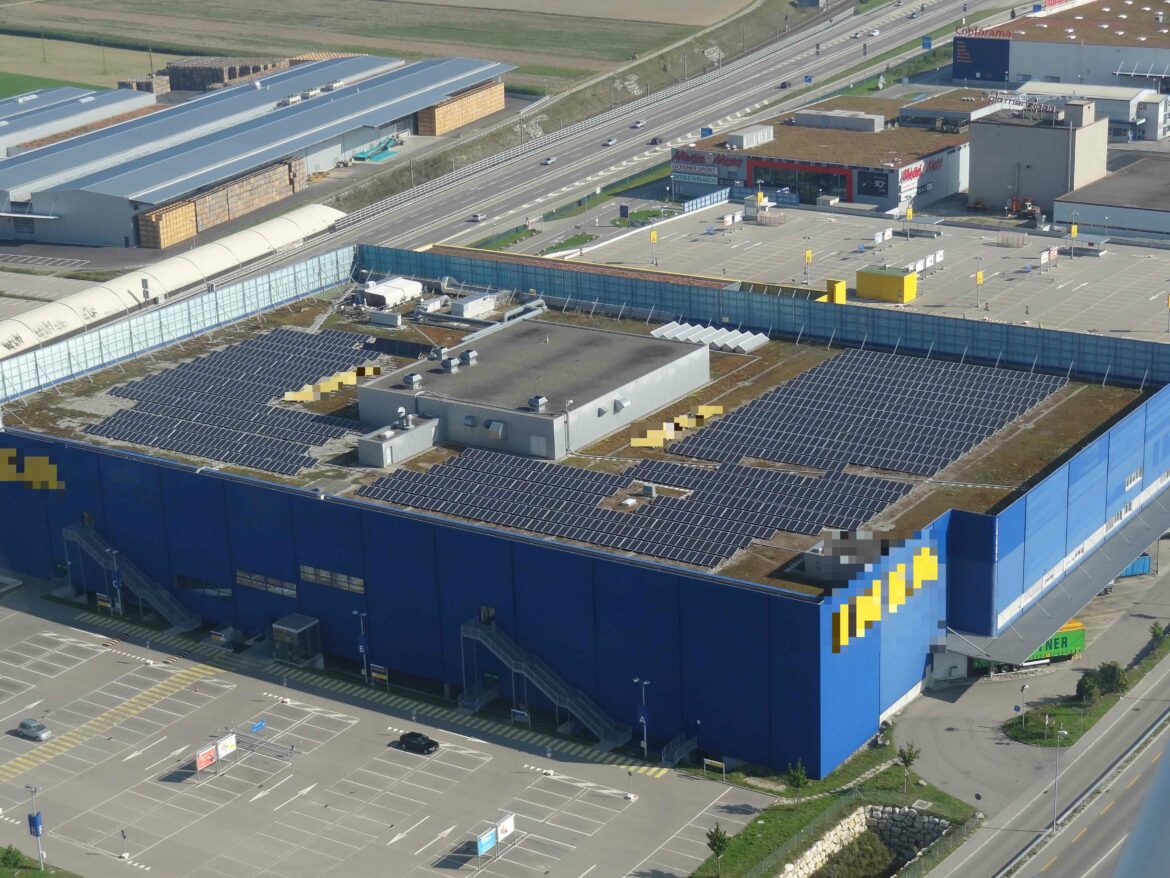 Schwedisches Möbelhaus Lyssach 300 kWp Schwedisches Möbelhaus Lyssach 300 kWp