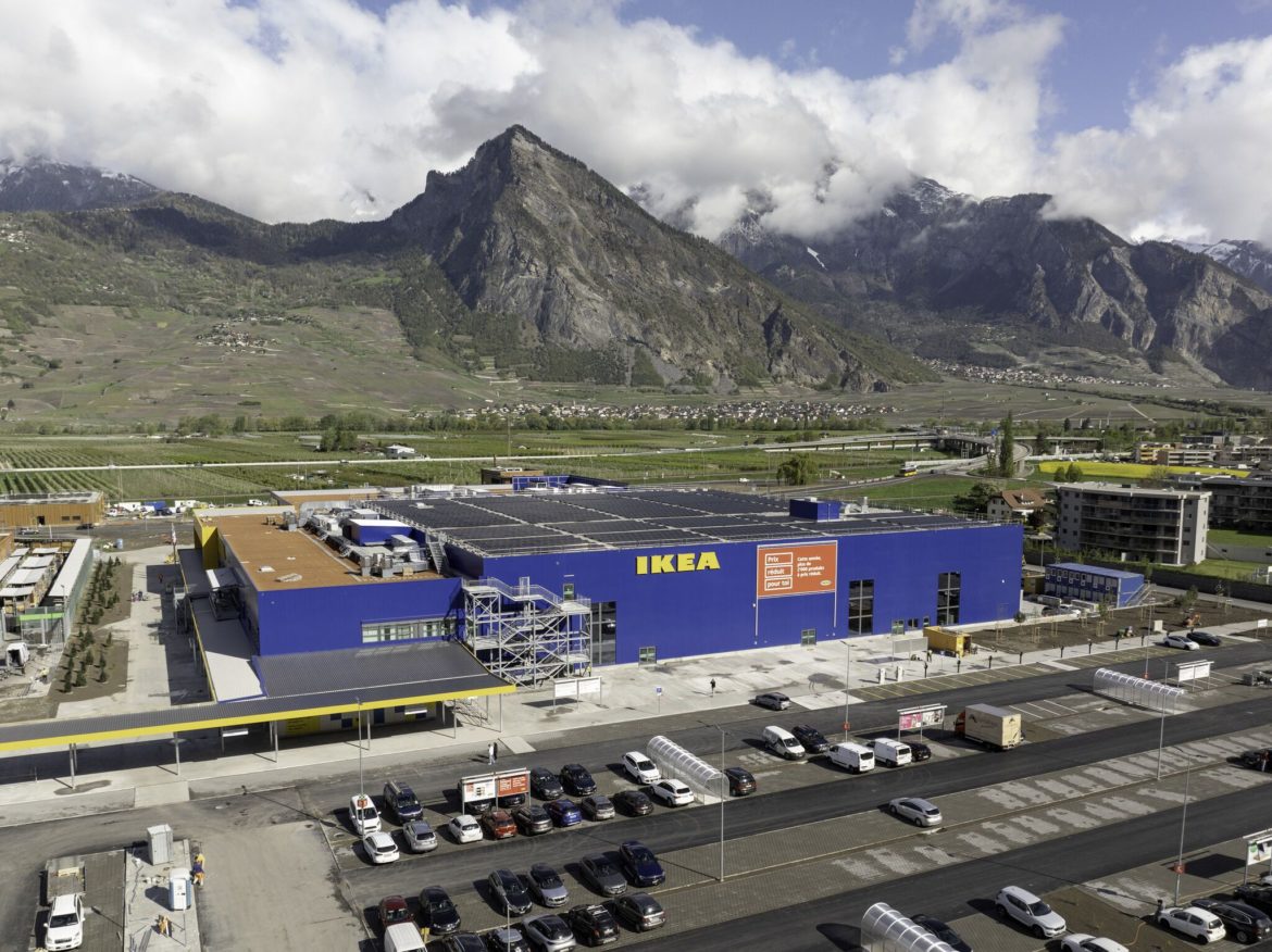 Neubau IKEA Riddes 811 kWp