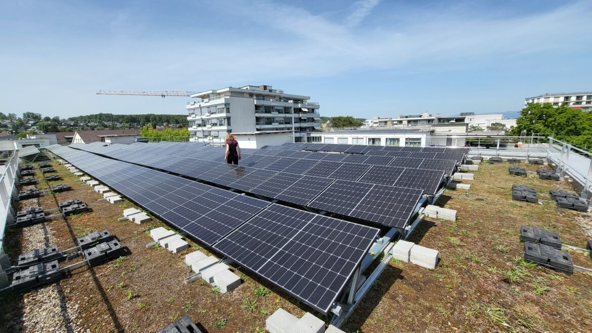 Seniorenzentrum Aumatt Reinach 68 kWp Seniorenzentrum Aumatt Reinach 68 kWp